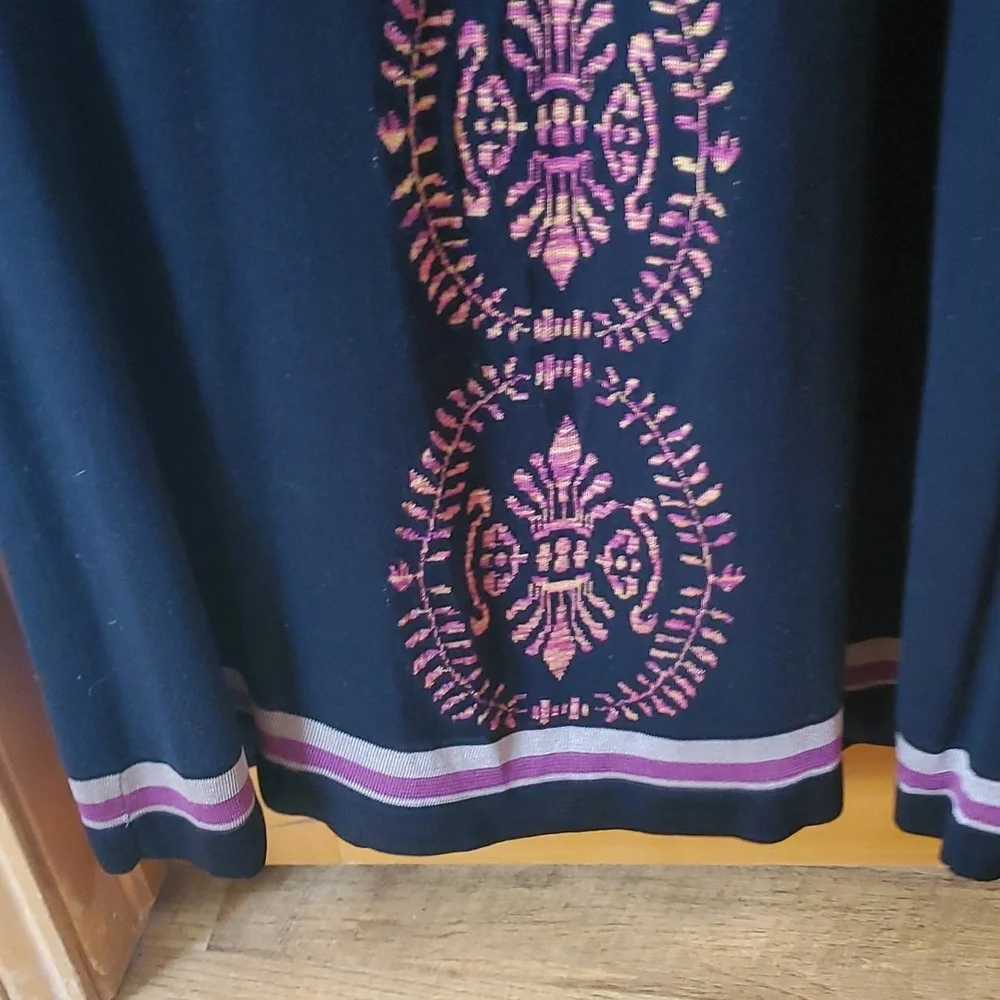 Arden B Womans Rayon Sweater Maxi Dress in Black and Purple Size Small‎